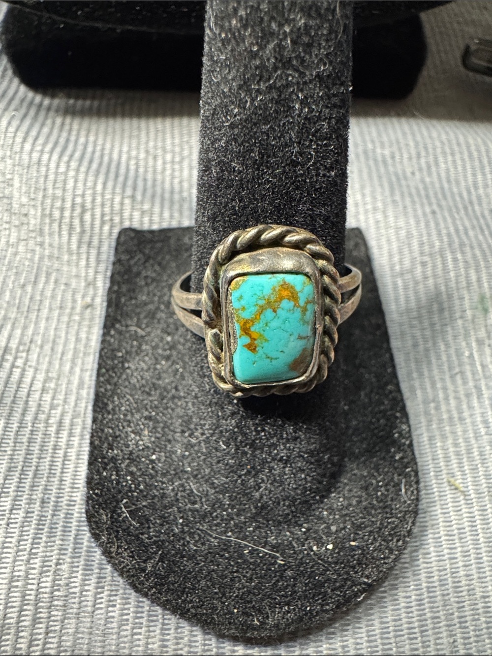 Vintage Source Unknown Silver Ring with Turquoise.